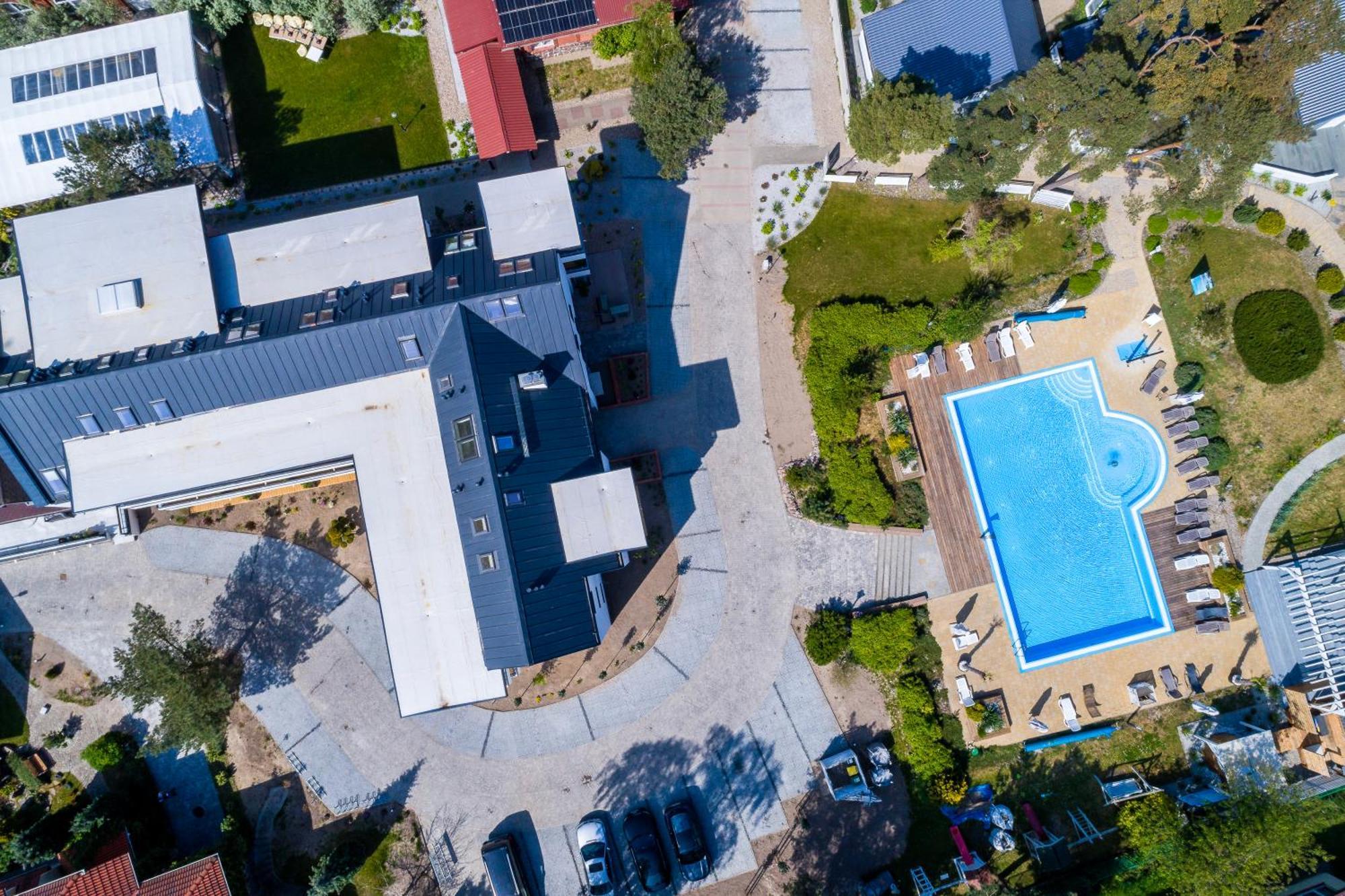 Apartamenty Przy Plazy Z Basenem Z Podgrzewana Woda I Mini Spa - Osrodek Kolonijno-Wczasowy Mewa Niechorze Exterior photo