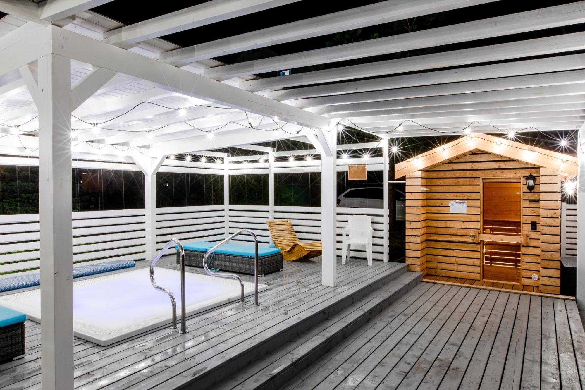 Apartamenty Przy Plazy Z Basenem Z Podgrzewana Woda I Mini Spa - Osrodek Kolonijno-Wczasowy Mewa Niechorze Exterior photo
