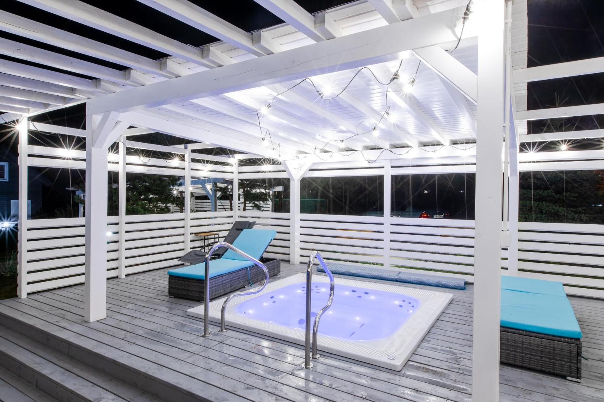 Apartamenty Przy Plazy Z Basenem Z Podgrzewana Woda I Mini Spa - Osrodek Kolonijno-Wczasowy Mewa Niechorze Exterior photo